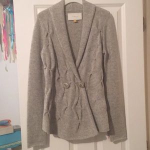 Leifsdottir Grey sweater size small